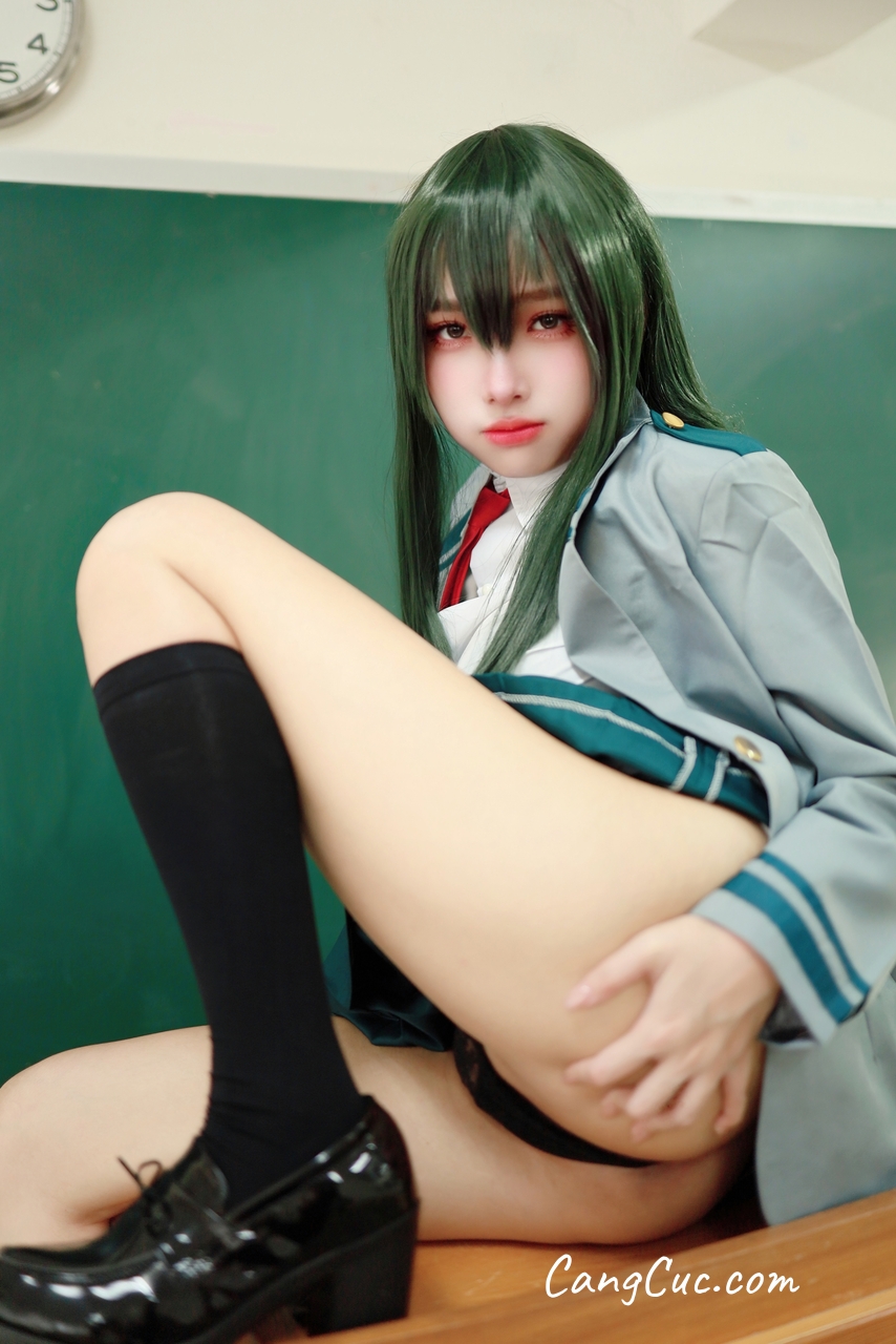 Coser@慕慕Momo - 蛙吹梅雨 學生服 Asui Tsuyu